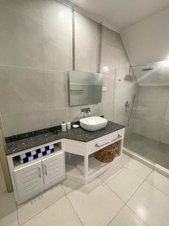 Nautilus Apartments Anse Royale Luaran gambar